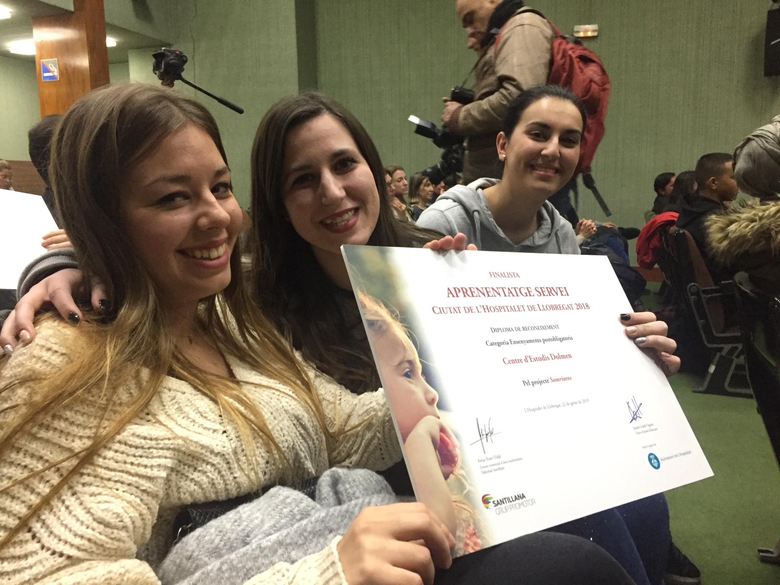 El projecte "Sonriures" ha resultat finalista en la categoria d'educació post-obligatòria als Premis APS que organitza l'Ajuntament de L'Hospitalet i el Grup Promotor/Santillana.