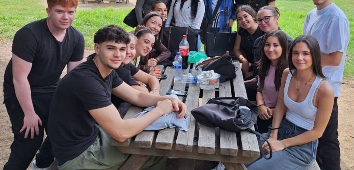 01_CE Dolmen Dinar del Traje Cicles Formatius Grau Superior Laboratori Educacio Infantil Administracio curs 25 26