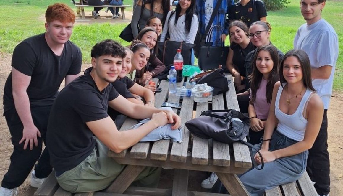 01_CE Dolmen Dinar del Traje Cicles Formatius Grau Superior Laboratori Educacio Infantil Administracio curs 25 26