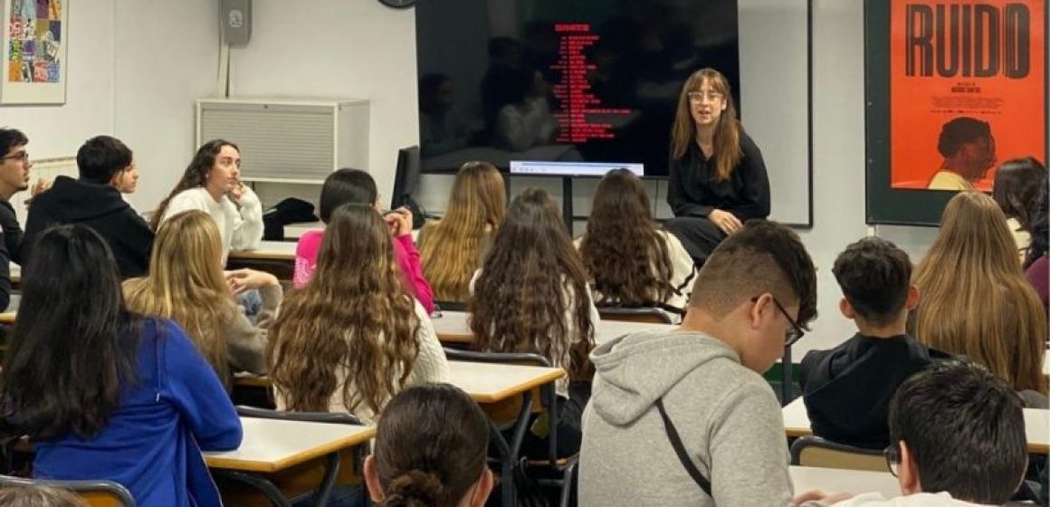 2 Peli RUIDO 1n Batxillerat CE Dolmen Curs 2025-26