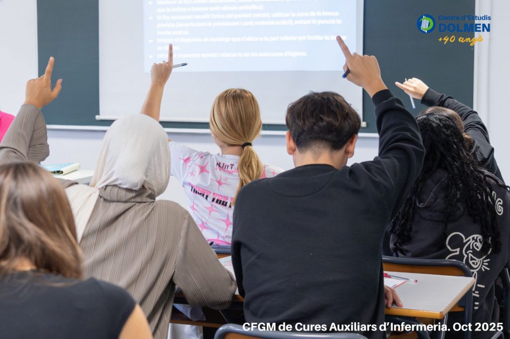 CE DOLMEN_CFGM Cures Auxiliars d Infermeria CAI Aula 40